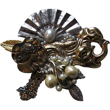 Decorative Handmade Unique Silver Tone and Gold Tone Pin Decorative Handmade Unique Silver Tone and Gold Tone Pin