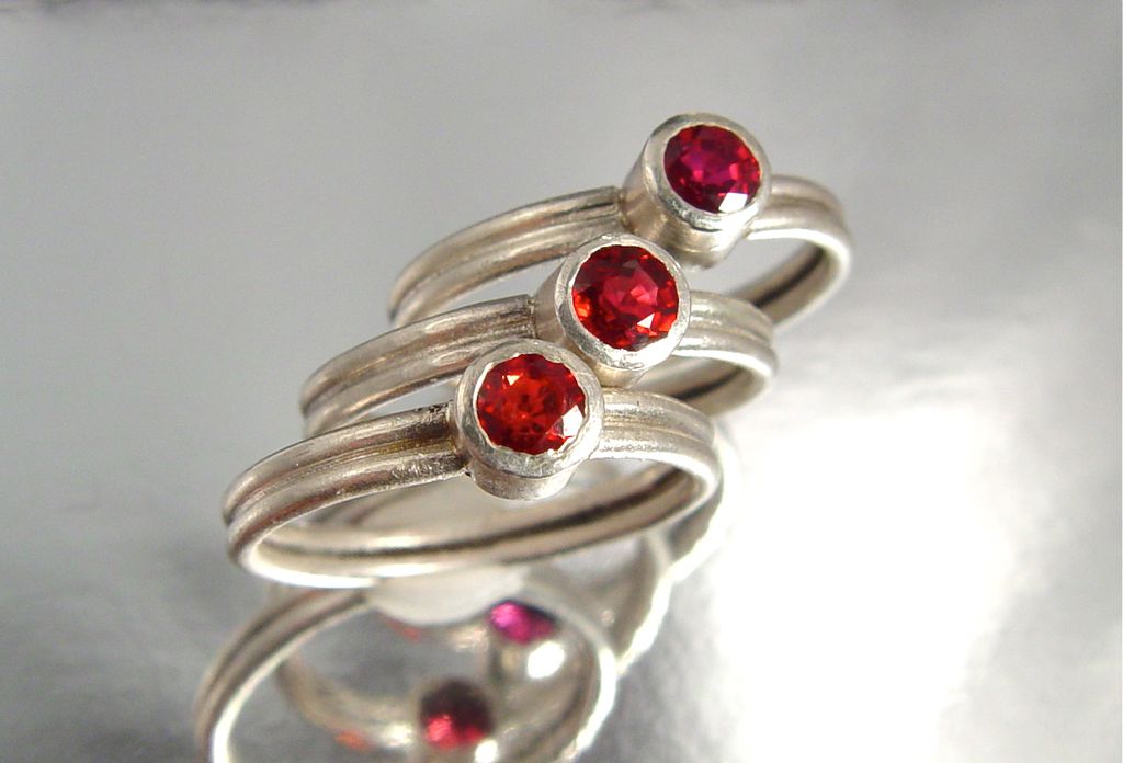 Stellae Rubeae - Red Sapphire and Argentium Ring Set Stellae Rubeae - Red Sapphire and Argentium Ring Set