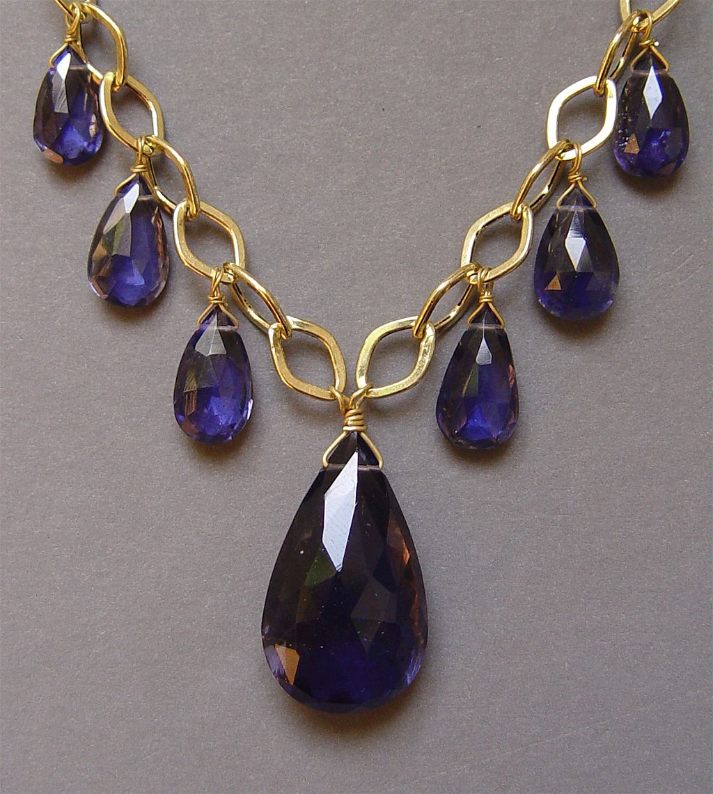 Euterpe - Blue Iolite and 18K Gold Necklace Set Euterpe - Blue Iolite and 18K Gold Necklace Set