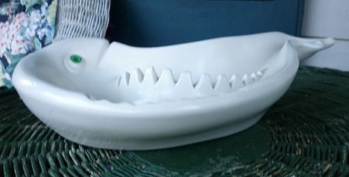 Large Ceramic Dolphin Googly Eye Ashtray Mod Retro Large Ceramic Dolphin Googly Eye Ashtray Mod Retro