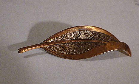 Autumn Leaf Vintage Copper Brooch Pin Autumn Leaf Vintage Copper Brooch Pin