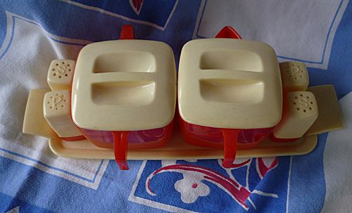 Red and White Condiment Set HTF Complete Federal Tool Red and White Condiment Set HTF Complete Federal Tool