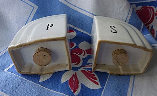 Art Deco Salt and Pepper Range Top Shakers for Vintage Stove Art Deco Salt and Pepper Range Top Shakers for Vintage Stove