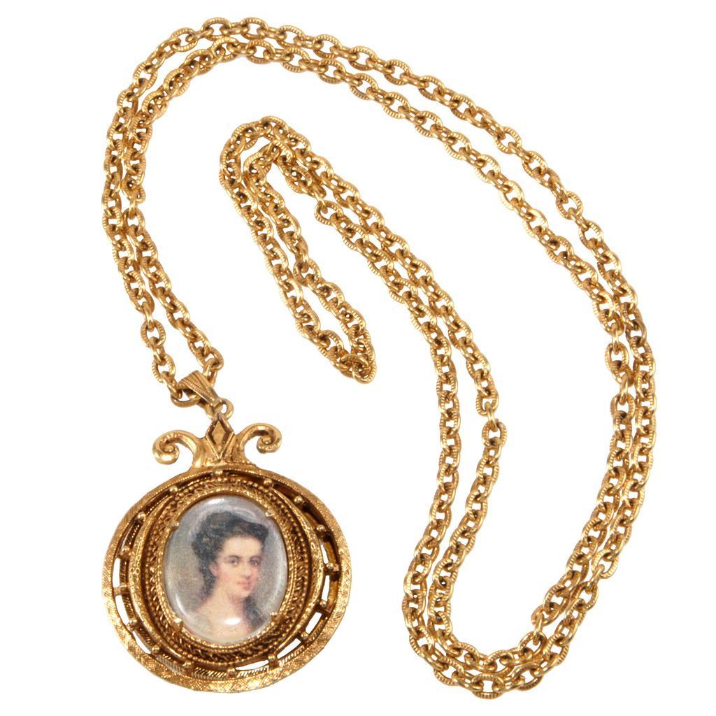 Victorian Revival 1960s Magnifying Necklace Like Florenza Victorian Revival 1960s Magnifying Necklace Like Florenza