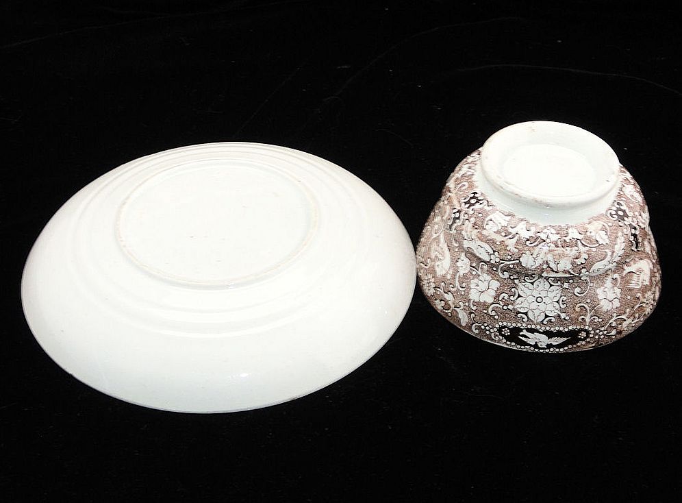 Early Pearlware Capricorn Sea Goat Tea Bowl & Saucer c1835 Early Pearlware Capricorn Sea Goat Tea Bowl & Saucer c1835
