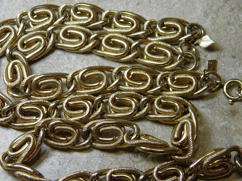 Vintage Sarah Coventry TAILORED LADY Necklace & Bracelet Set Vintage Sarah Coventry TAILORED LADY Necklace & Bracelet Set