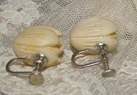 Vintage Sterling & Carved Ivory Pikake Flower Bud Earrings Vintage Sterling & Carved Ivory Pikake Flower Bud Earrings