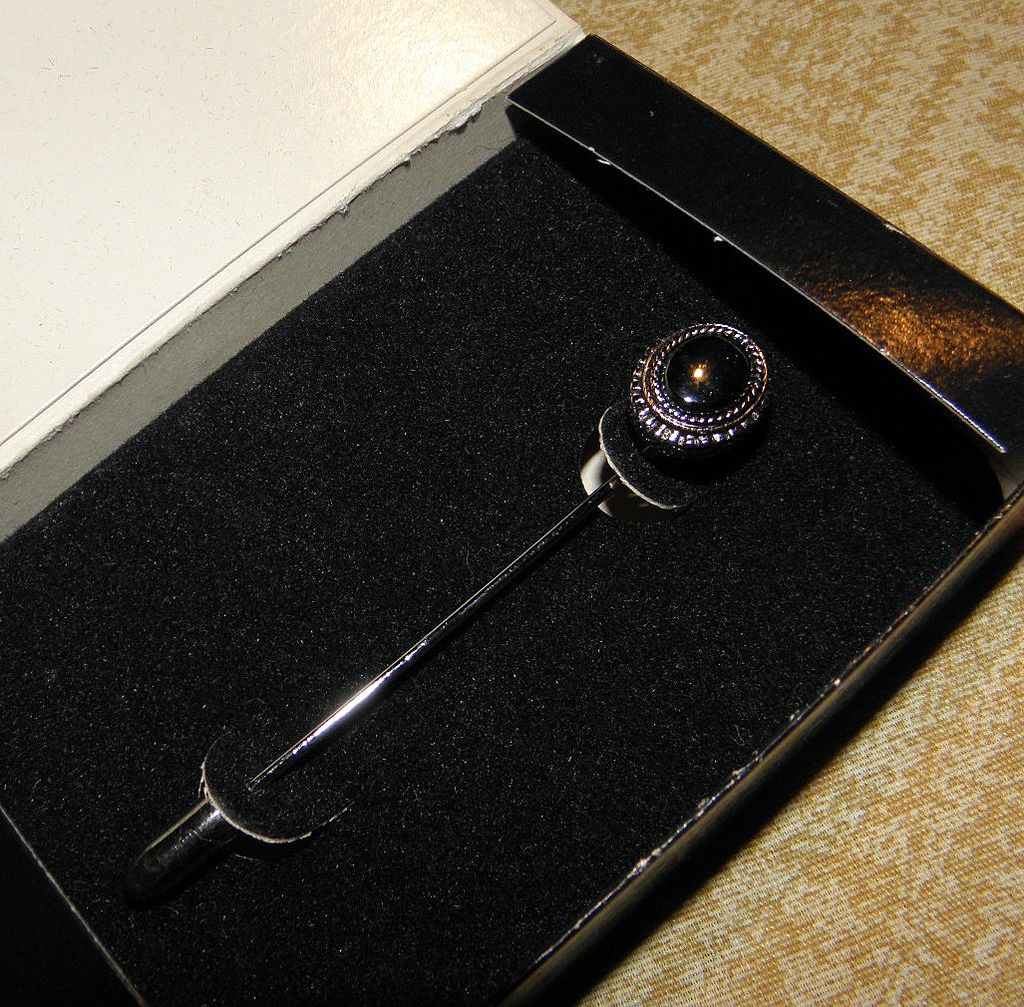 Vintage 1978 Sarah Coventry MOONMIST Stick Pin Vintage 1978 Sarah Coventry MOONMIST Stick Pin
