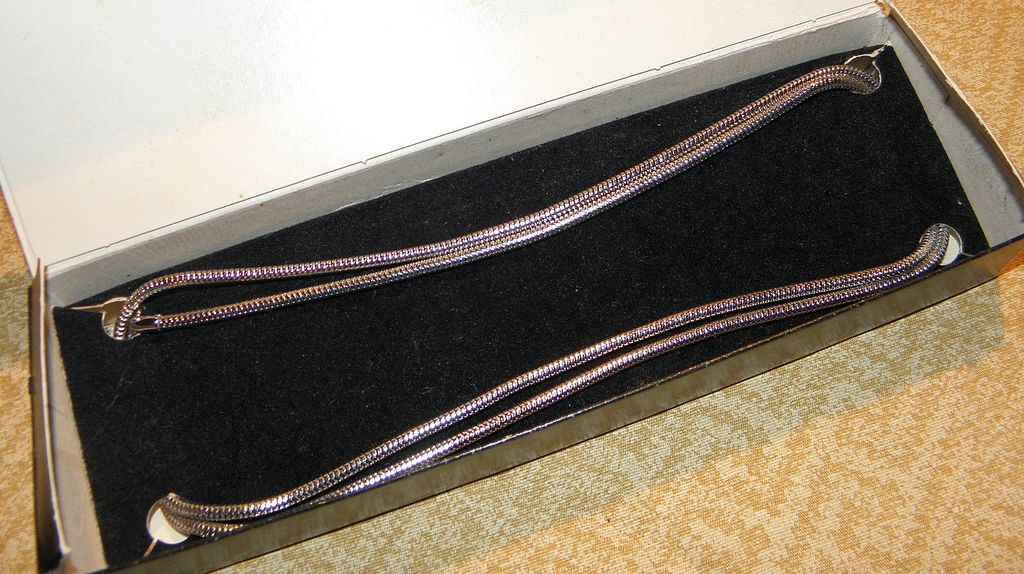 Vintage Sarah Coventry FASHION ROPE 36" Necklace Vintage Sarah Coventry FASHION ROPE 36" Necklace