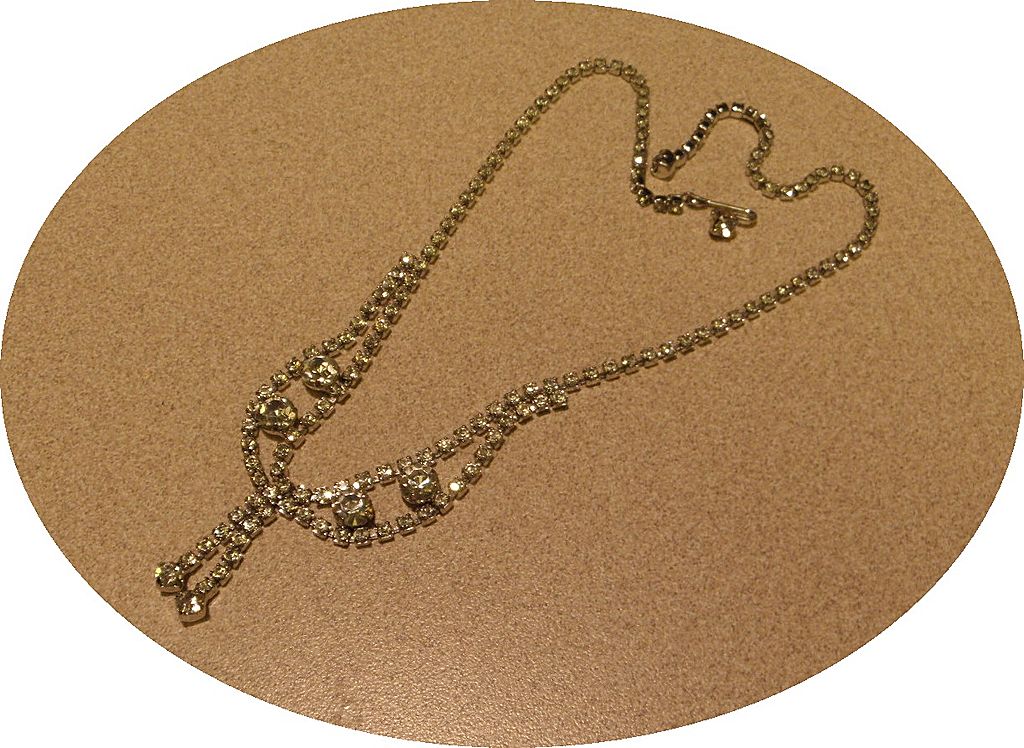 Vintage WEISS Clear Rhinestone Prong Set Necklace Vintage WEISS Clear Rhinestone Prong Set Necklace