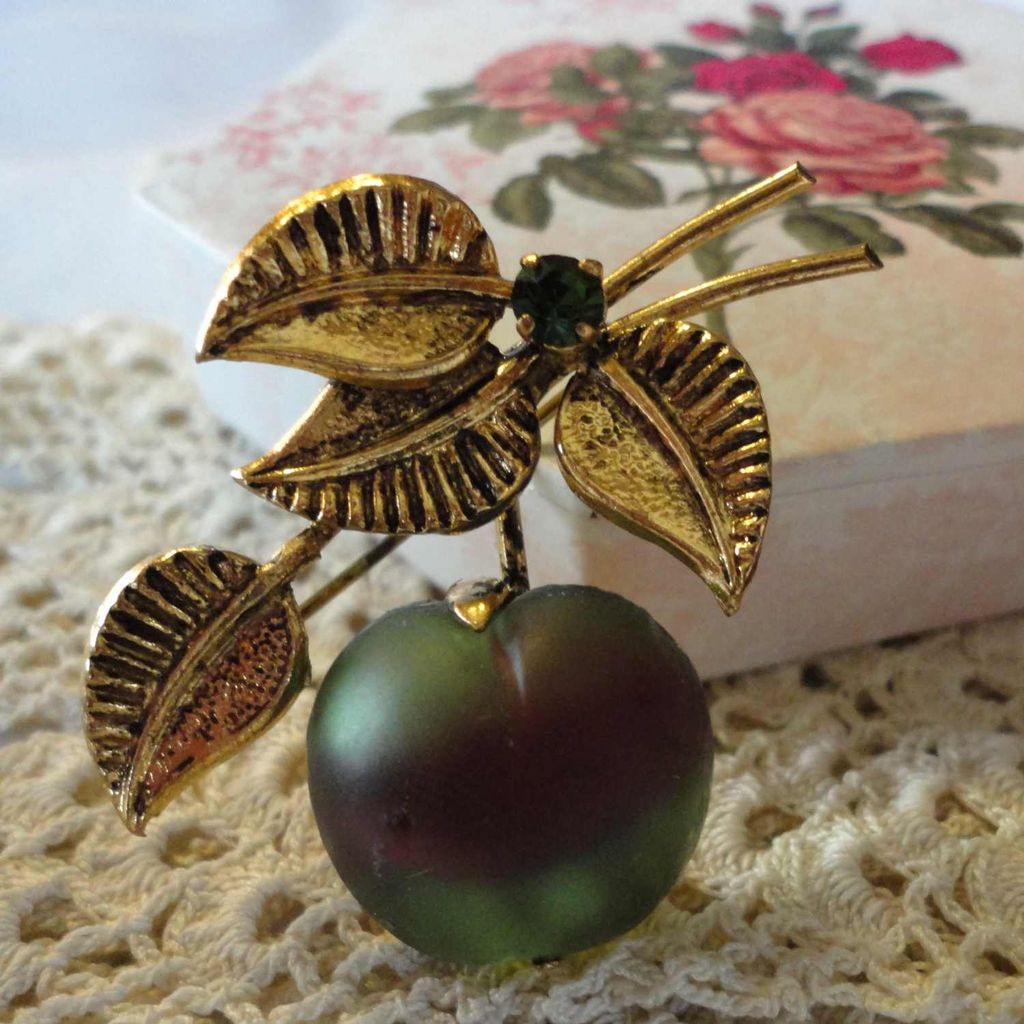 Vintage Two Tone Glass Apple Brooch with Rhinestone Vintage Two Tone Glass Apple Brooch with Rhinestone