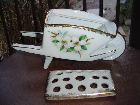 Norcrest Wheel Barrow Planter Norcrest Wheel Barrow Planter