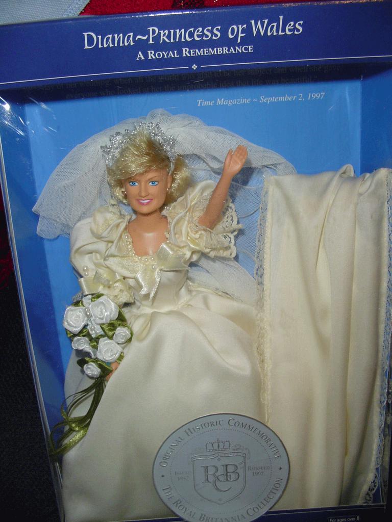 Royal Britannia Collection Diana - A Royal Remembrance Royal Britannia Collection Diana - A Royal Remembrance