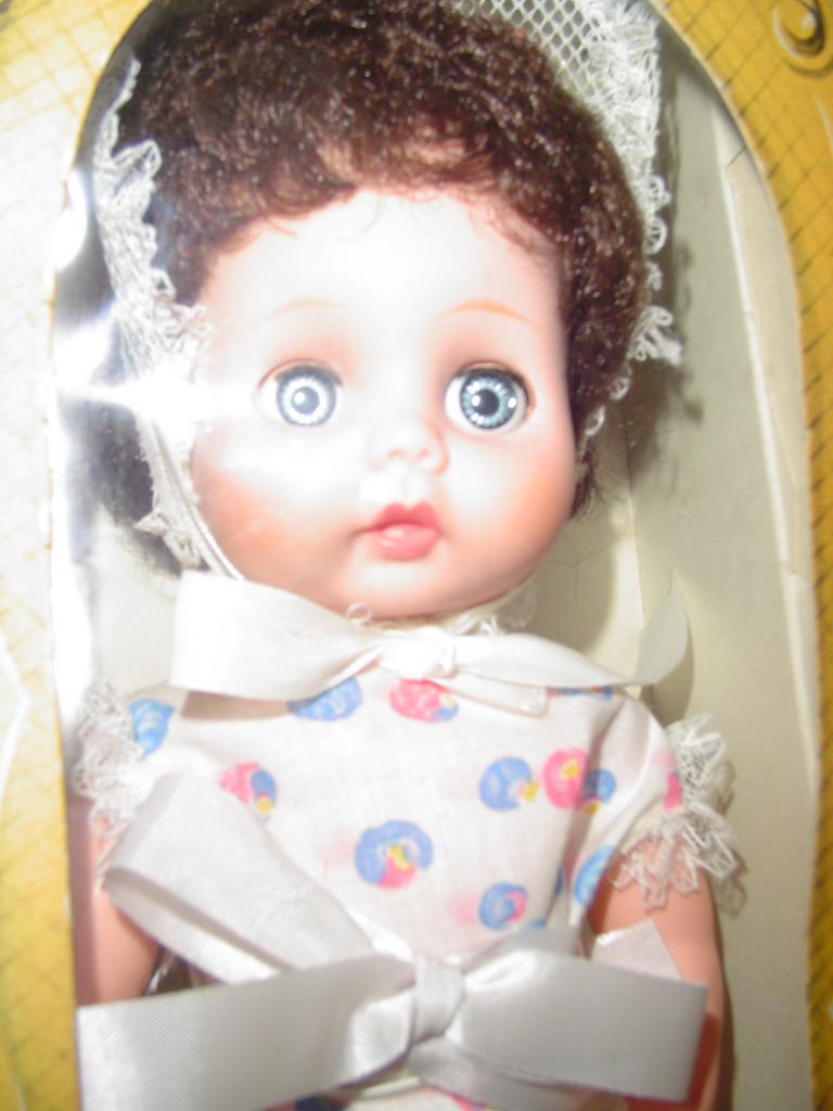 BONNIE'S Wardrobe (Layette) by Allied Eastern Co. MIB BONNIE'S Wardrobe (Layette) by Allied Eastern Co. MIB
