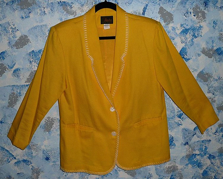 Vintage Lined Yellow Blazer Vintage Lined Yellow Blazer