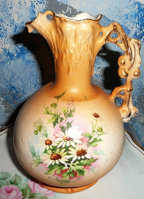 Austria Daisies Pitcher/Ewer Austria Daisies Pitcher/Ewer
