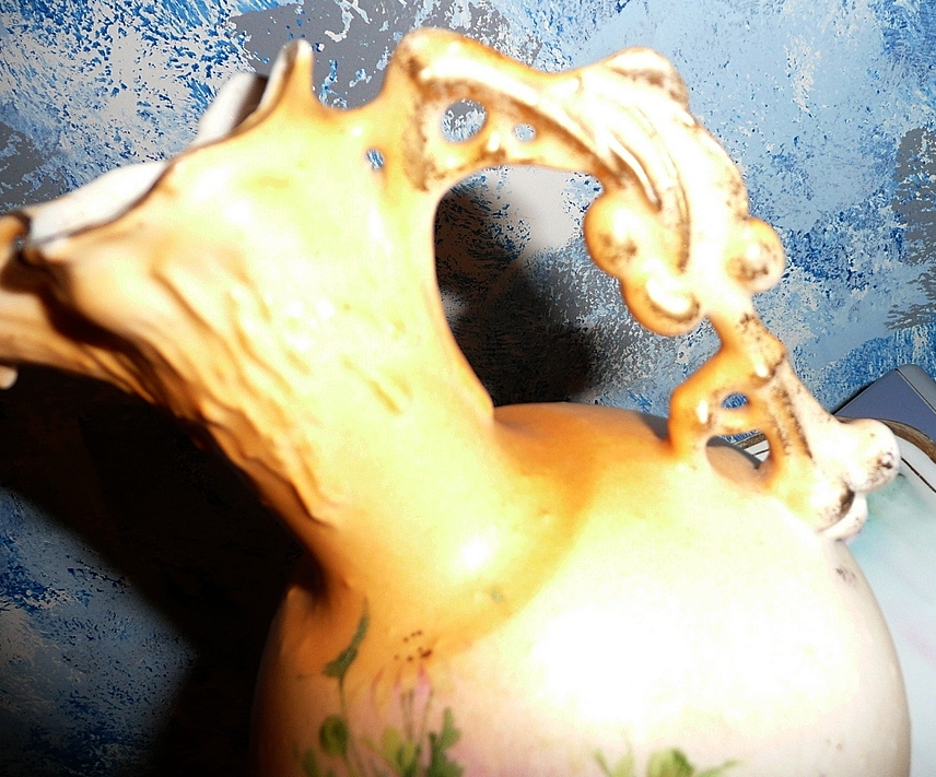 Austria Daisies Pitcher/Ewer Austria Daisies Pitcher/Ewer