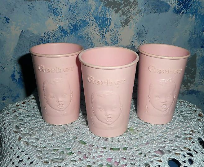 Vintage Pink GERBER Baby Food Cup Set Vintage Pink GERBER Baby Food Cup Set