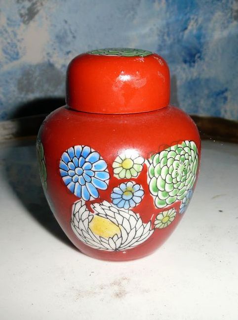 Old Japan Ginger Jar in Its Box Old Japan Ginger Jar in Its Box
