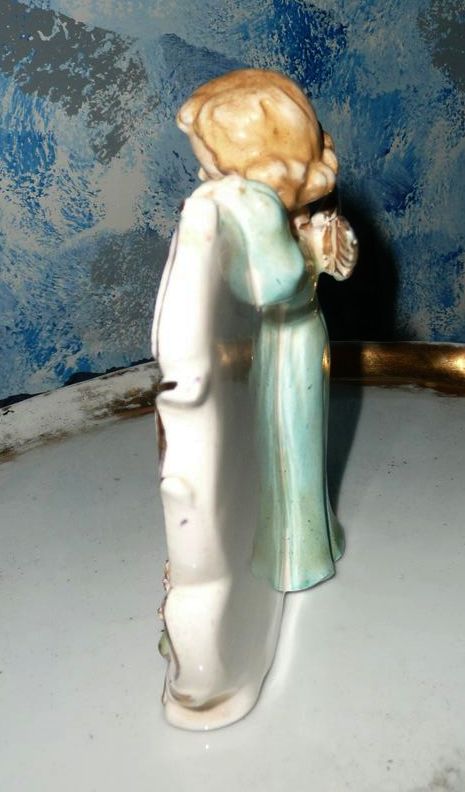 Cute Angel Honoring Mother Plaque Cute Angel Honoring Mother Plaque