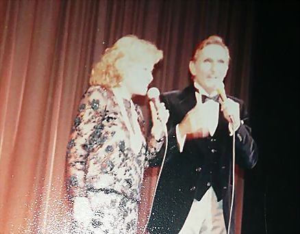 Cuban Singers Olga y Tony Anniversary Concert Picture in Miami Cuban Singers Olga y Tony Anniversary Concert Picture in Miami