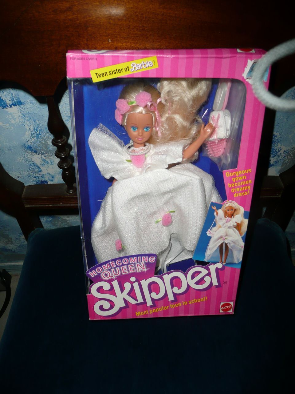 Mattel 1988 SKIPPER #33 Home coming Queen *NIB Mattel 1988 SKIPPER #33 Home coming Queen *NIB