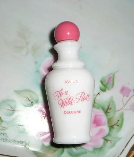 Cute Miniature Avon 'To a Wild Flower' Cologne Bottle Cute Miniature Avon 'To a Wild Flower' Cologne Bottle