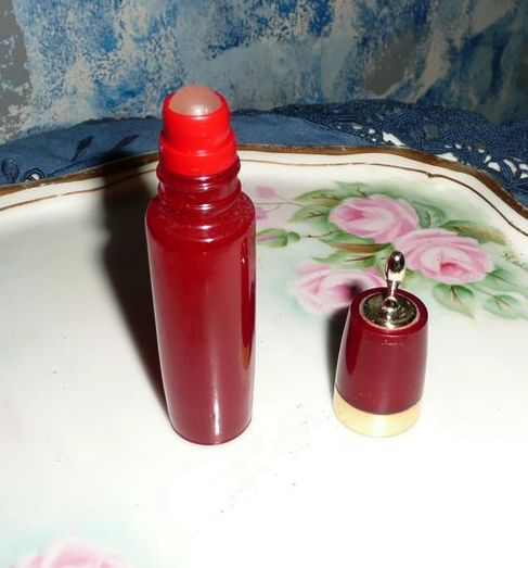 AVON 'Charisma' Perfume Rolette .33 fl. oz. AVON 'Charisma' Perfume Rolette .33 fl. oz.