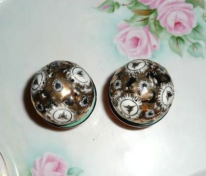 Flower Pots Sets of Salt and Pepper Shakers Flower Pots Sets of Salt and Pepper Shakers
