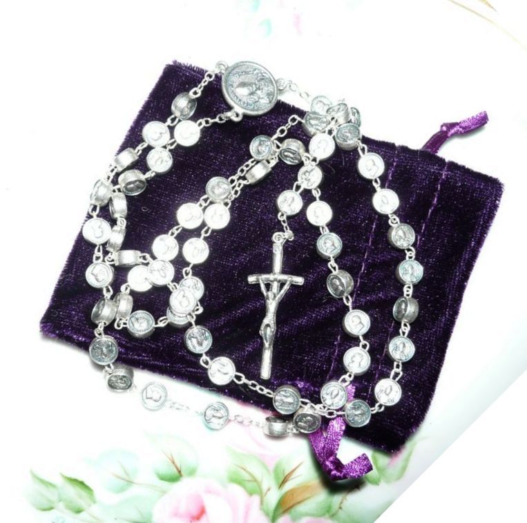 Italian Two Papal Roman Catholic Rosary with Pouch and Gift Box Italian Two Papal Roman Catholic Rosary with Pouch and Gift Box