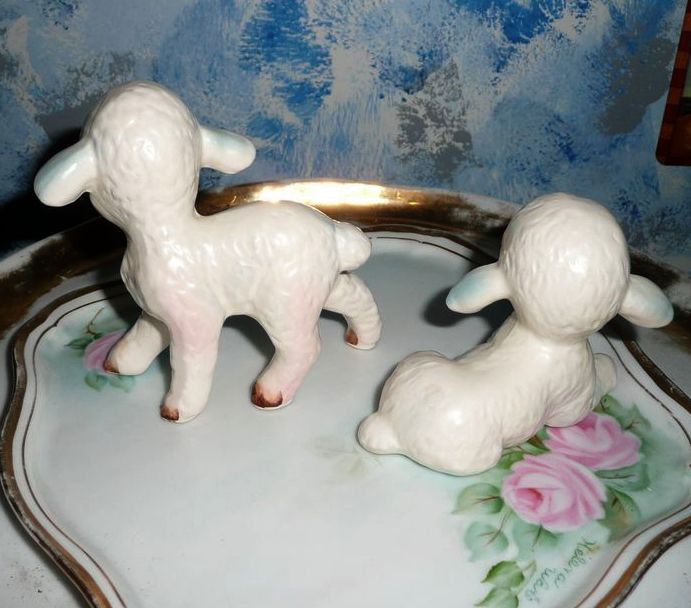 Lefton Pair of White Color Baby Lambs Lefton Pair of White Color Baby Lambs