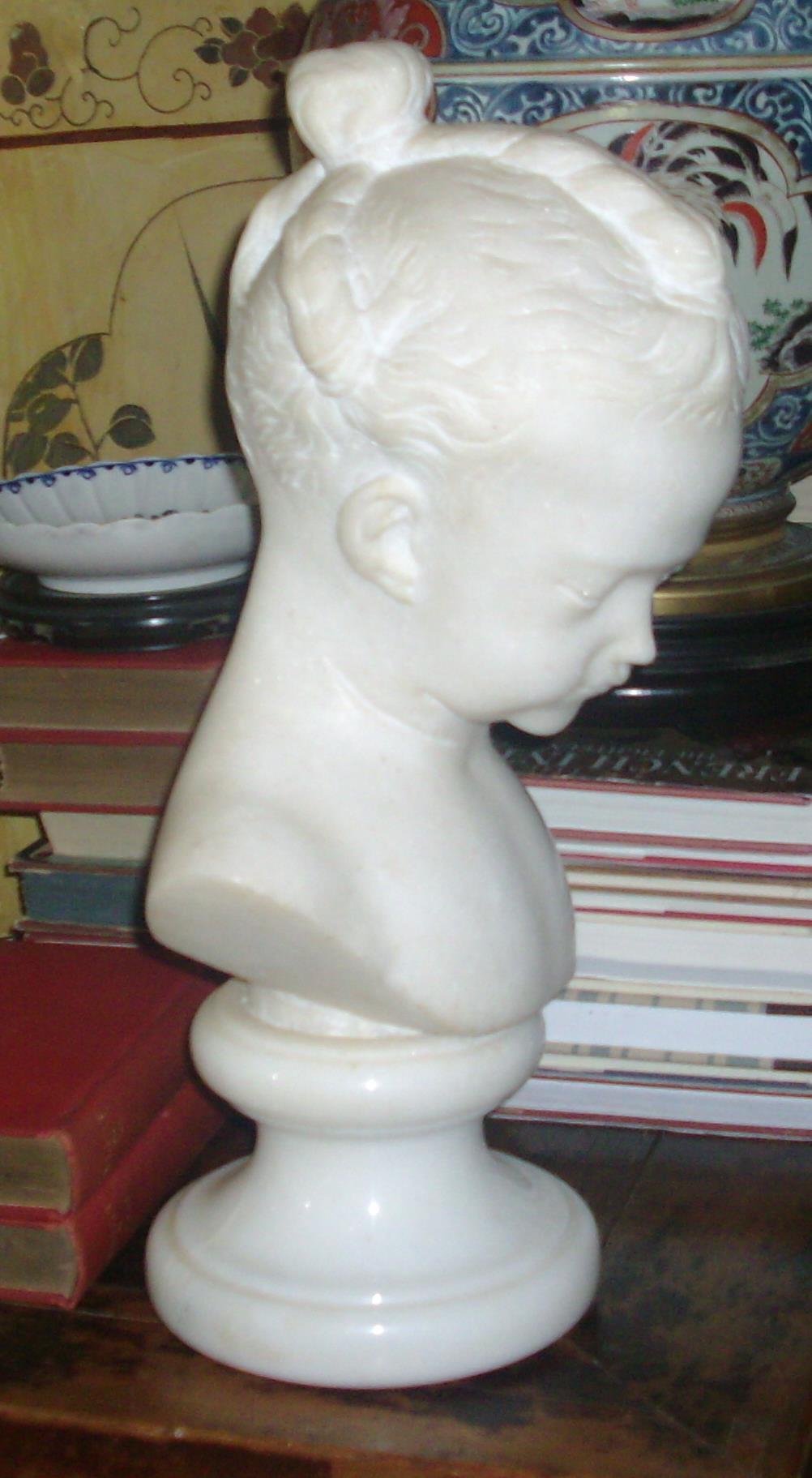 Antique 19th century American White Marble Portrait Bust of a Young Girl Antique 19th century American White Marble Portrait Bust of a Young Girl