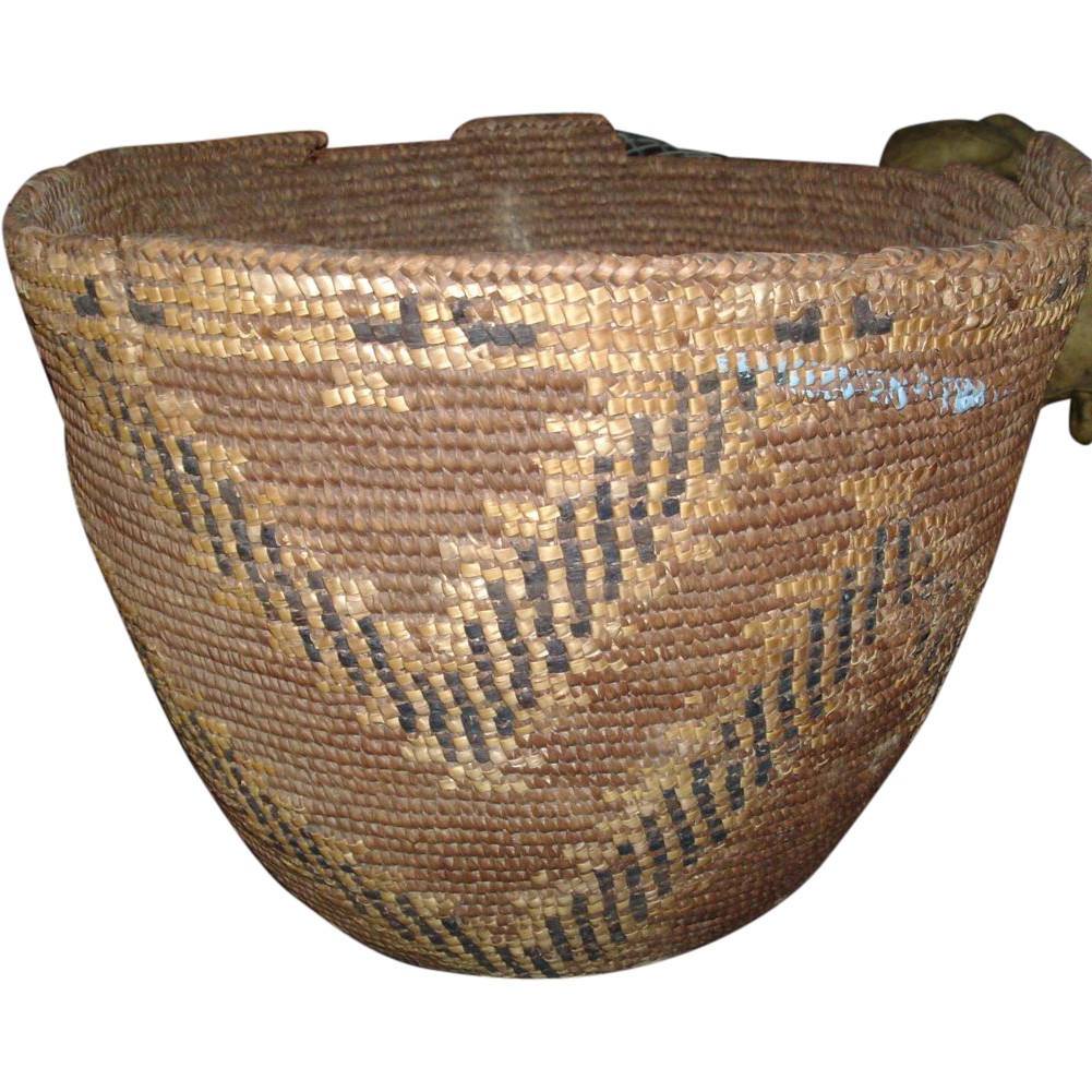 Large Antique 19th century Native American Indian Basket Large Antique 19th century Native American Indian Basket
