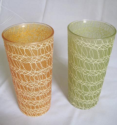 Spaghetti String 'Icy Luster' Tall Glass Tumblers by Color Craft Spaghetti String 'Icy Luster' Tall Glass Tumblers by Color Craft