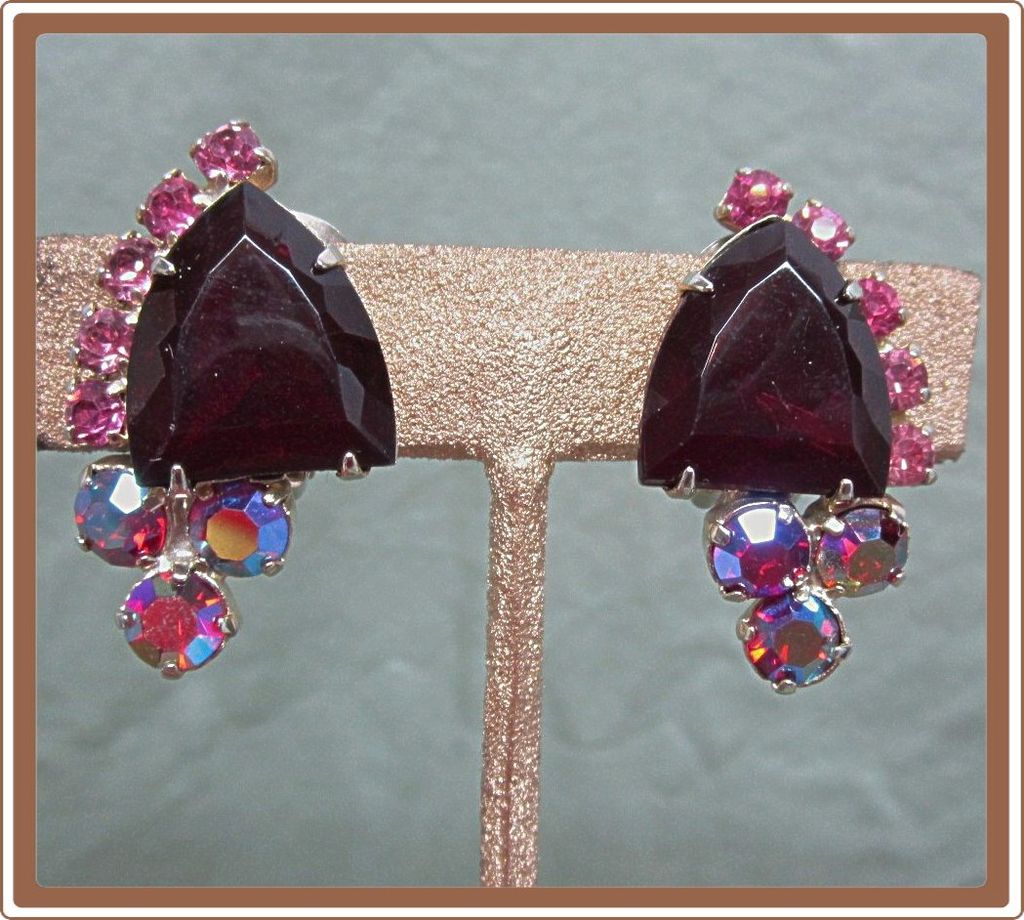 Red Rhinestone Shield Clip Earrings Aurora Borealis Red Rhinestone Shield Clip Earrings Aurora Borealis
