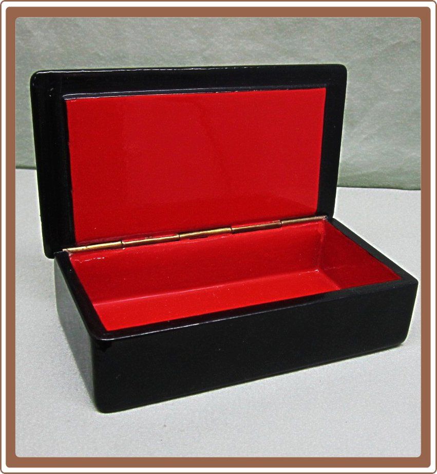 Russian Lacquer Box Mstera Ice Fisherman Russian Lacquer Box Mstera Ice Fisherman