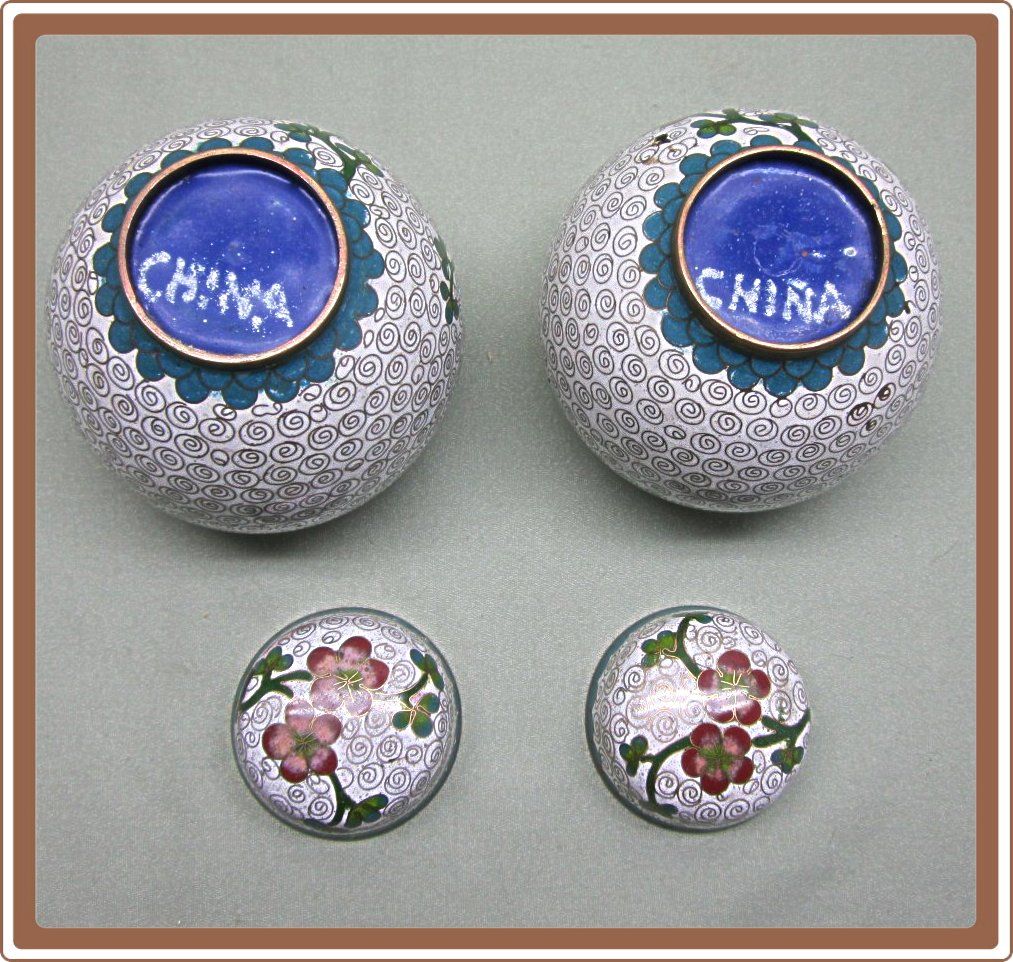 Chinese Cloisonne Pair Covered Jars Original Case Chinese Cloisonne Pair Covered Jars Original Case