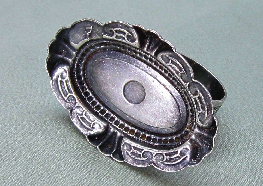 Old Silverplate Figural Napkin Ring Putti Cherub Old Silverplate Figural Napkin Ring Putti Cherub