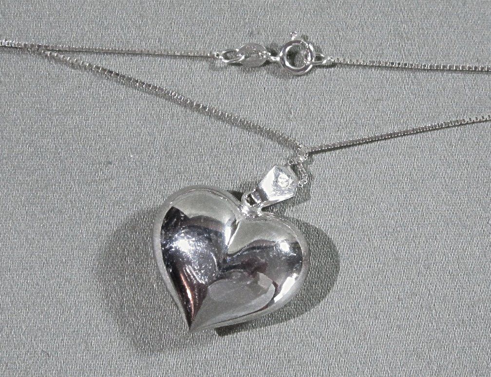 Sterling Silver Puffy Heart Pendant SU Italy Sterling Silver Puffy Heart Pendant SU Italy
