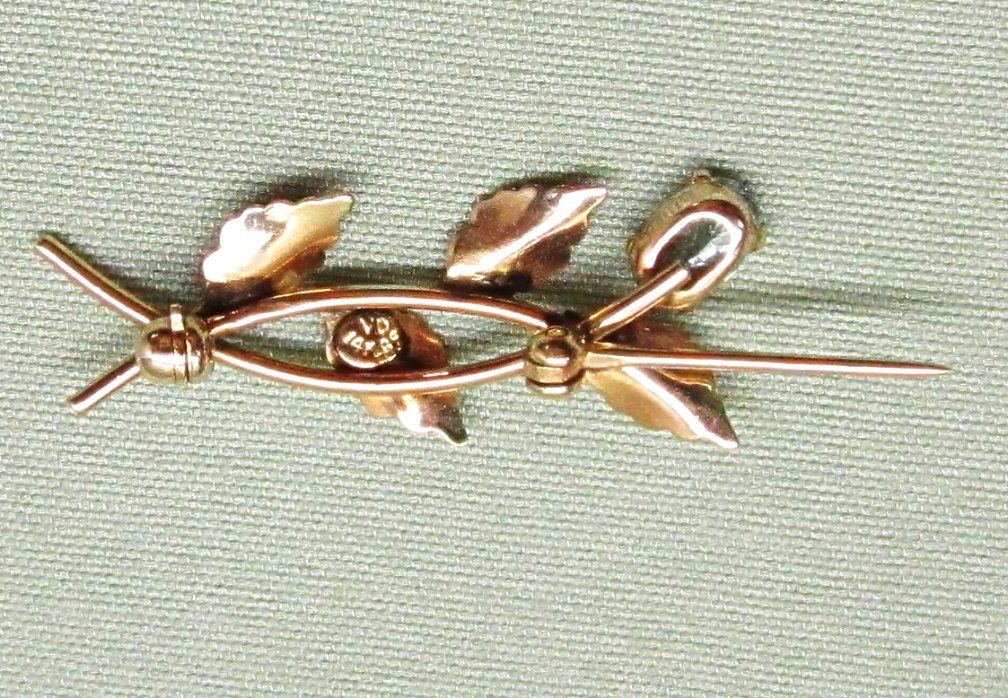 Van Dell 14K Gold Fill and Topaz Pin Van Dell 14K Gold Fill and Topaz Pin