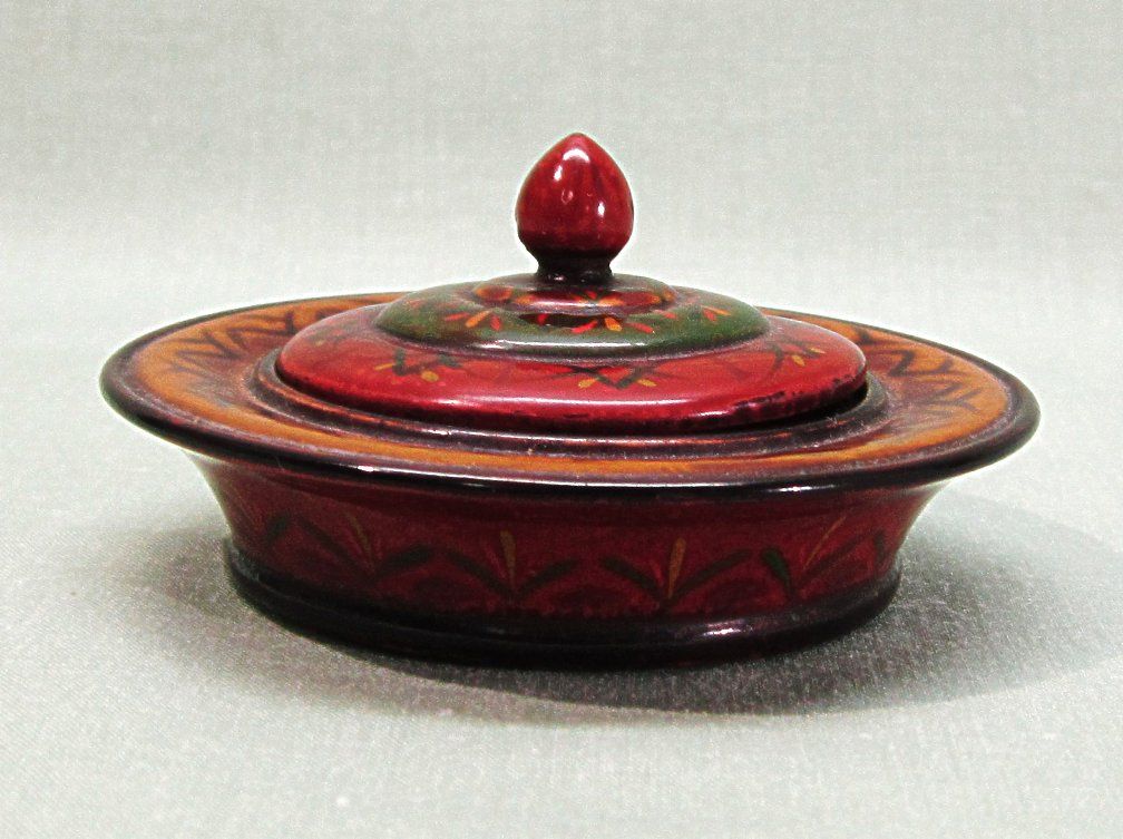 Japanese Lacquerware Small Trinket Box Round Handpainted Japanese Lacquerware Small Trinket Box Round Handpainted