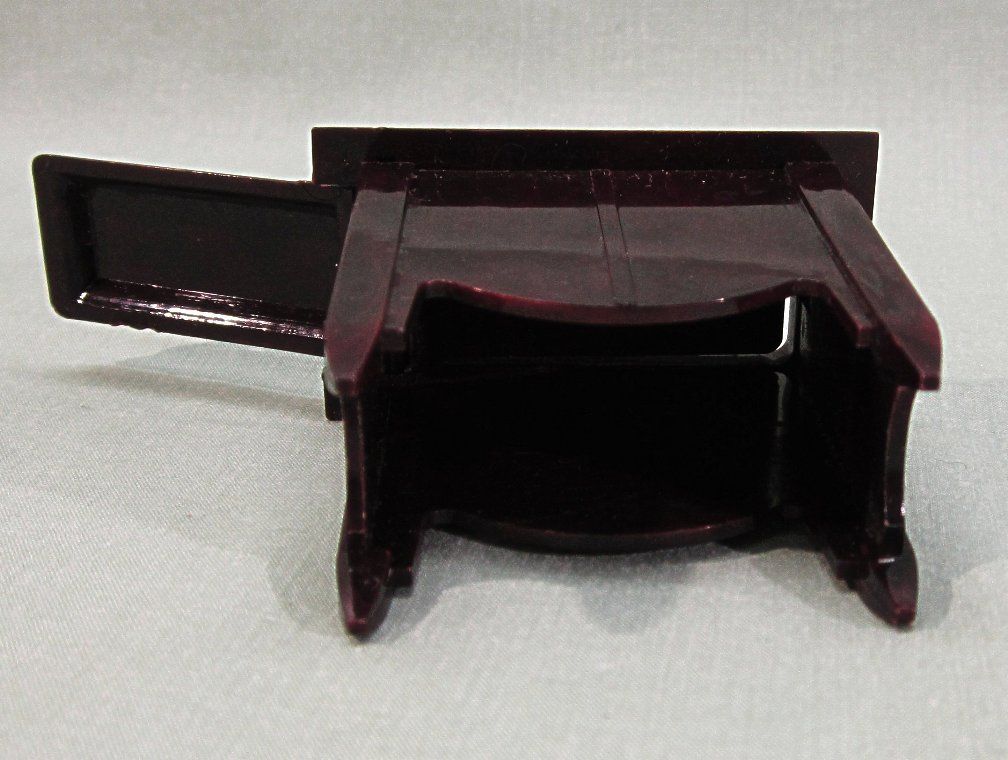 Ideal Plastic Dollhouse Sewing Machine Ideal Plastic Dollhouse Sewing Machine