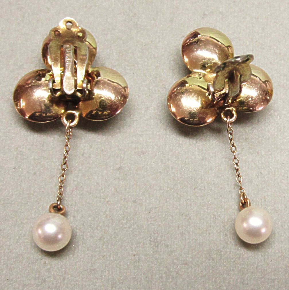 Sterling Silver Gold Was Trefoil Cultured Pearl Earrings Sterling Silver Gold Was Trefoil Cultured Pearl Earrings