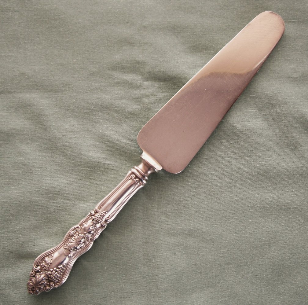 Moselle Grape Cake or Pie Server International Silver Moselle Grape Cake or Pie Server International Silver