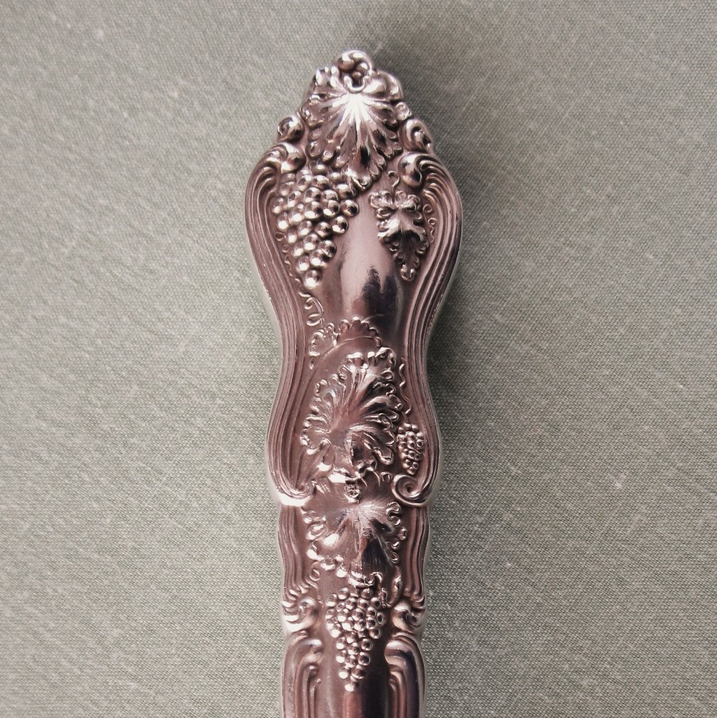 Moselle Grape Cake or Pie Server International Silver Moselle Grape Cake or Pie Server International Silver