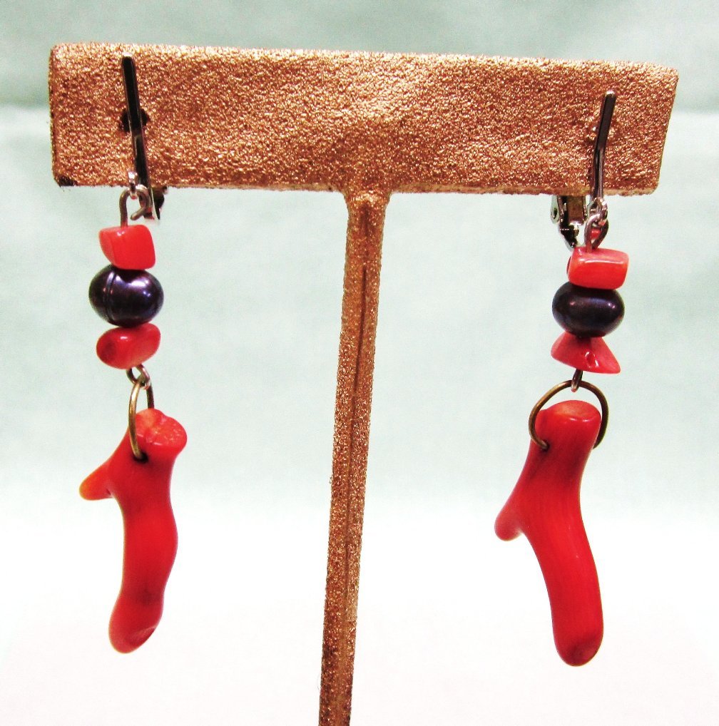 Vintage Branch Coral and Pearl Clip Earrings Vintage Branch Coral and Pearl Clip Earrings