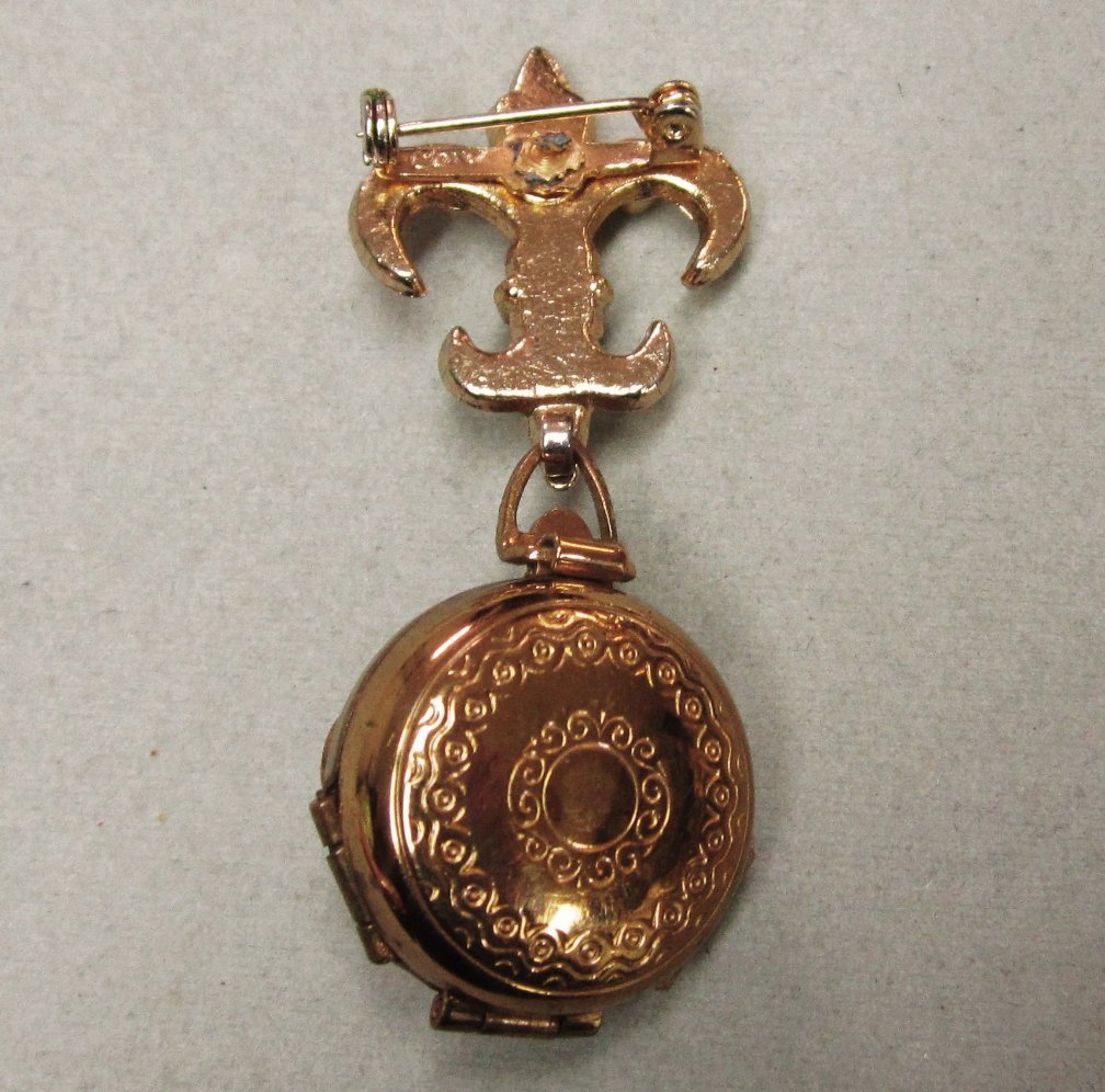 Coro Four Way Locket Coro Four Way Locket