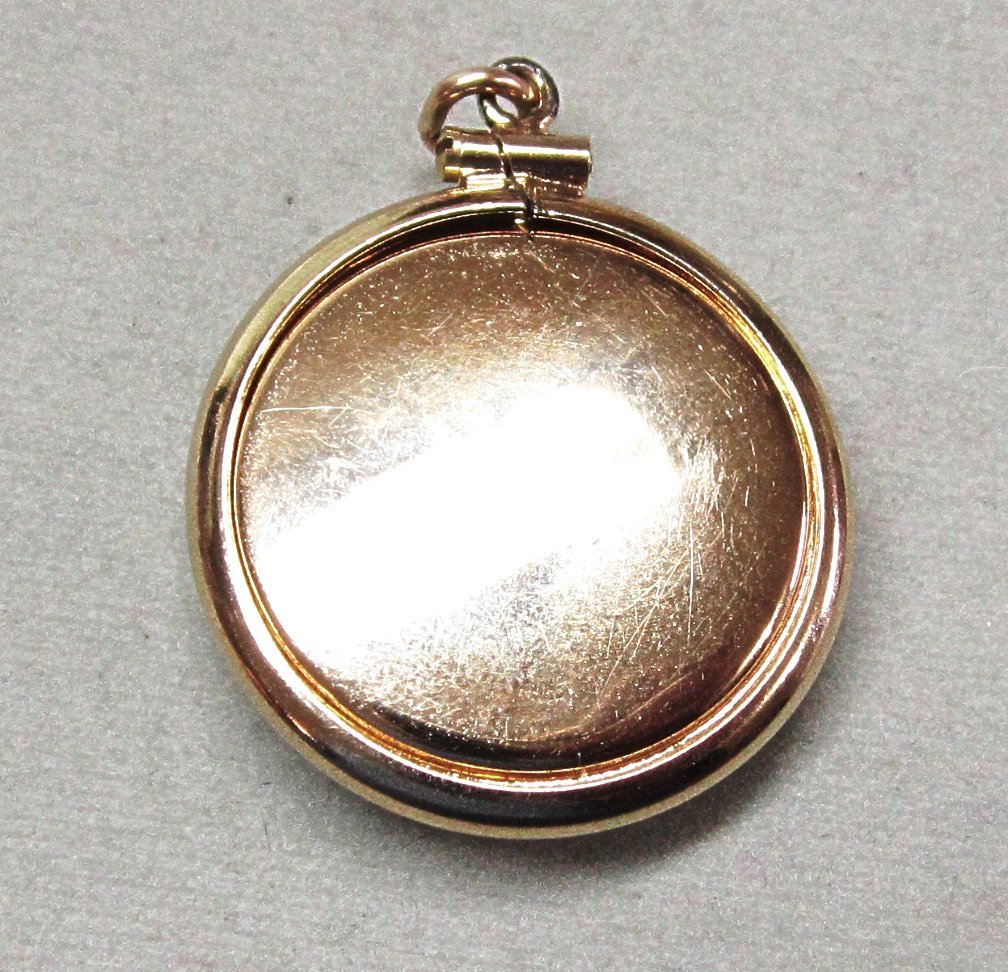 Vintage Picture Photo Locket Charm Vintage Picture Photo Locket Charm