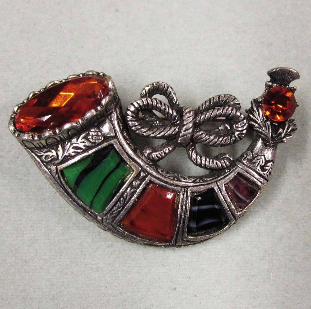 Vintage Miracle Scottish Hunting Horn Pin Brooch Vintage Miracle Scottish Hunting Horn Pin Brooch