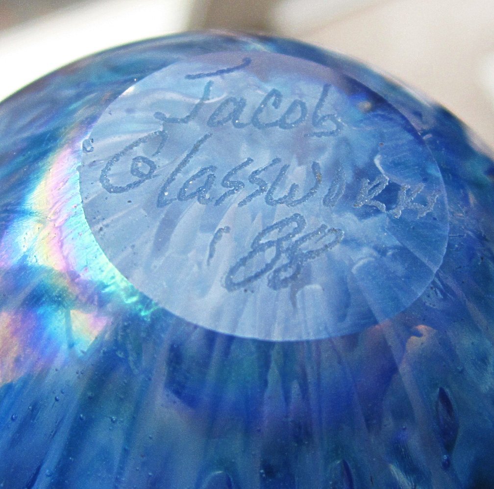 Jacob Glassworks Paperweight Mt St Helens Ash Egg Blue Jacob Glassworks Paperweight Mt St Helens Ash Egg Blue